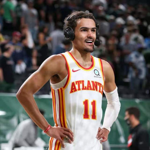 来自转会市场的报道：众所周知，皇家马德里的门将卢...（转会市场消息：皇马门将卢宁再成焦点）